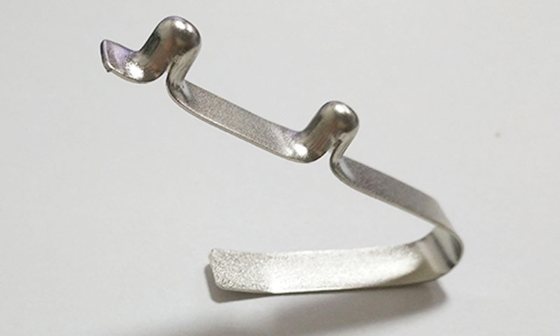 單邊空心雙珠彈片 五金彈片 彈片沖壓件 單邊空心雙珠彈片 五金彈片 彈片沖壓件